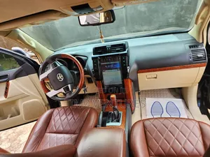 Toyota Land Cruiser Prado 2.7 2017 Black