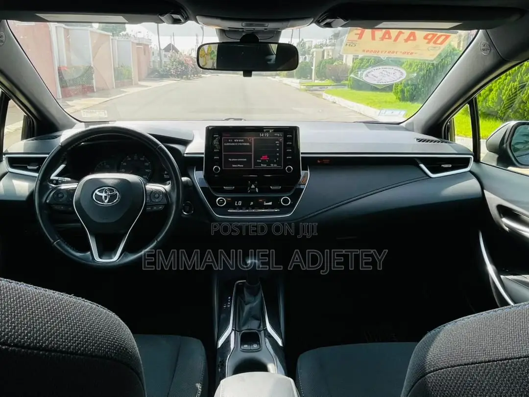 Toyota Corolla SE 2020 Blue