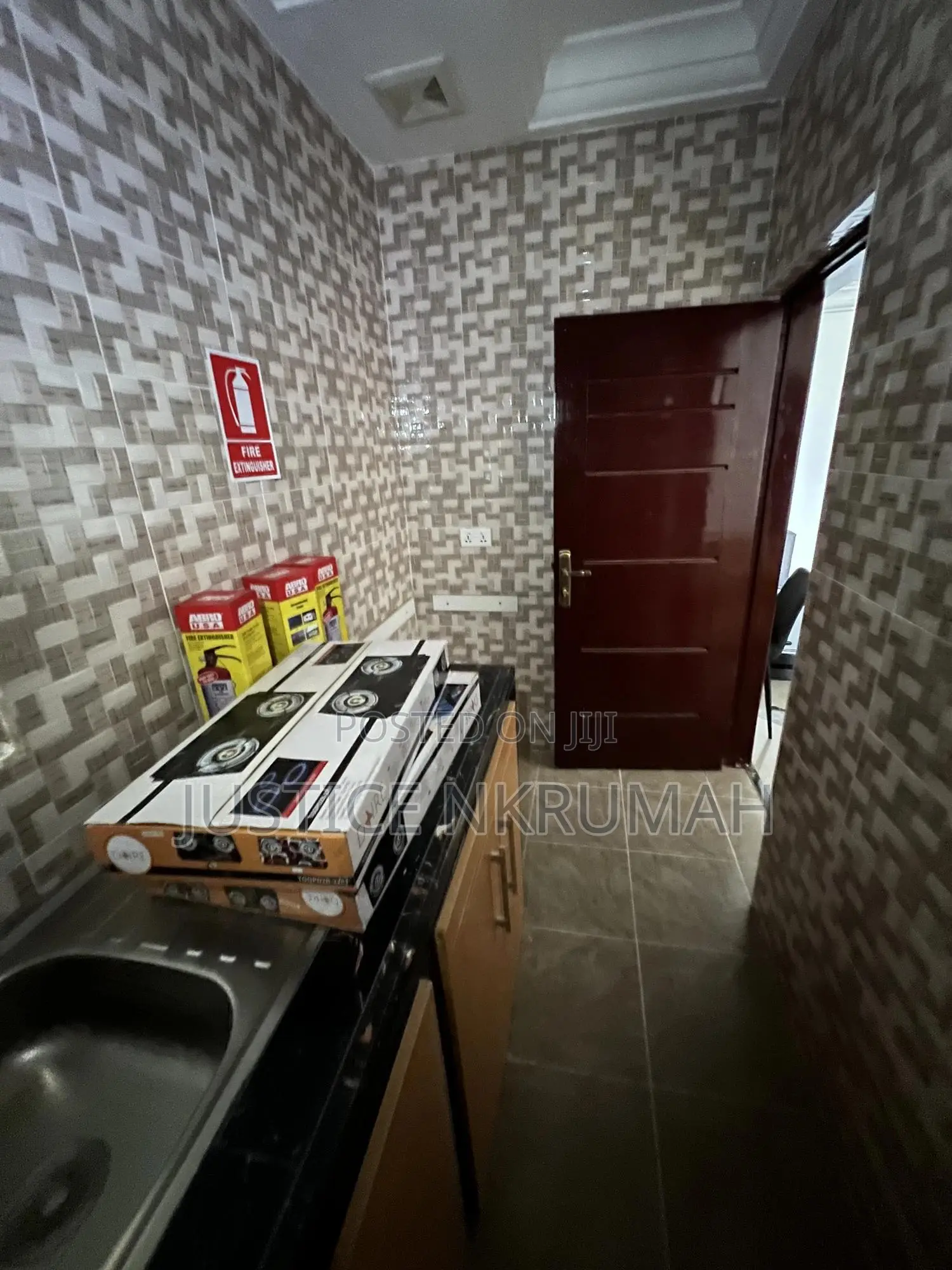 2bdrm Apartment in Mr Justice Estate, Tetegu for rent