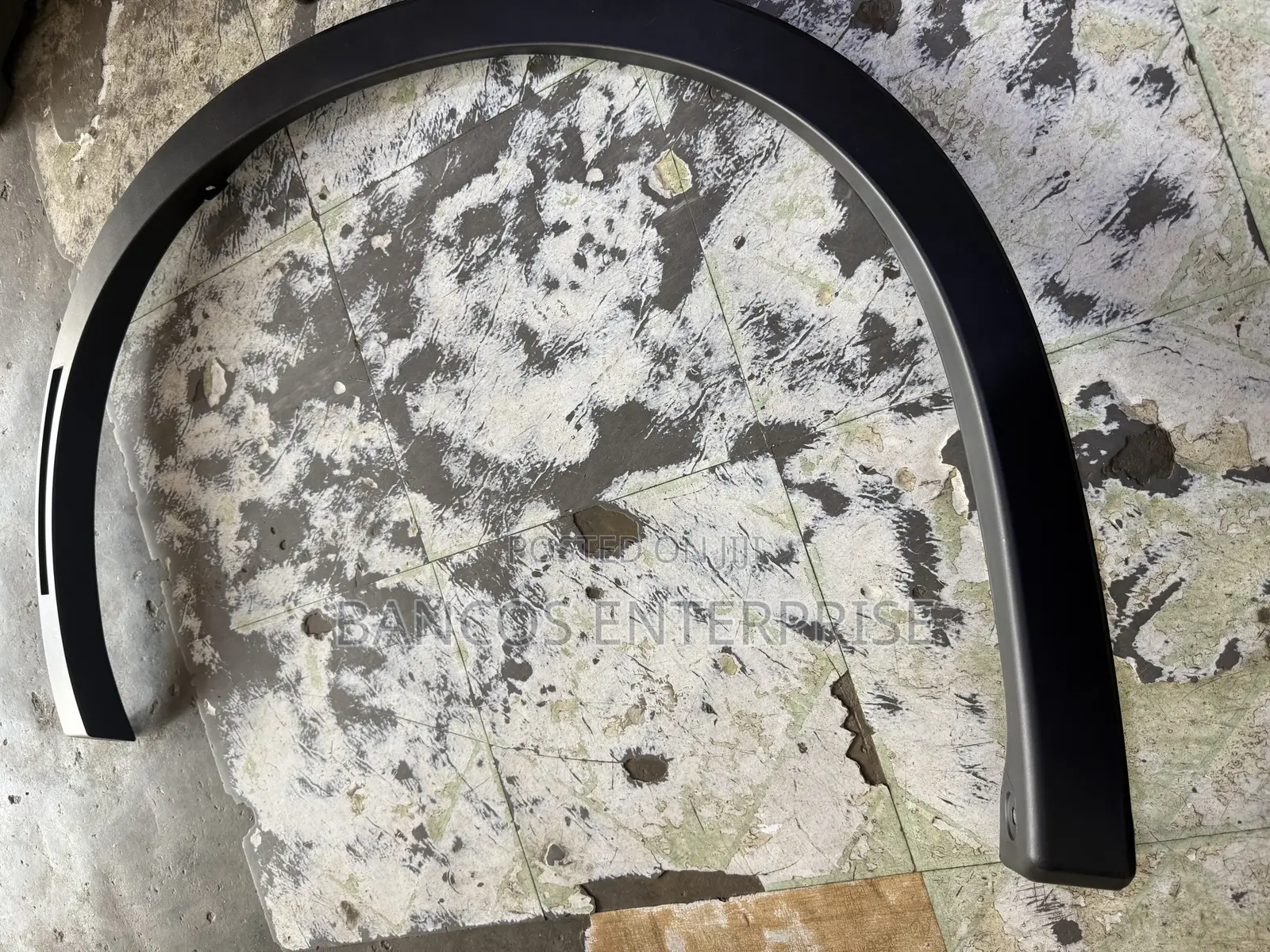 Mitsubishi Outlander 201-2024 Fender Moulding