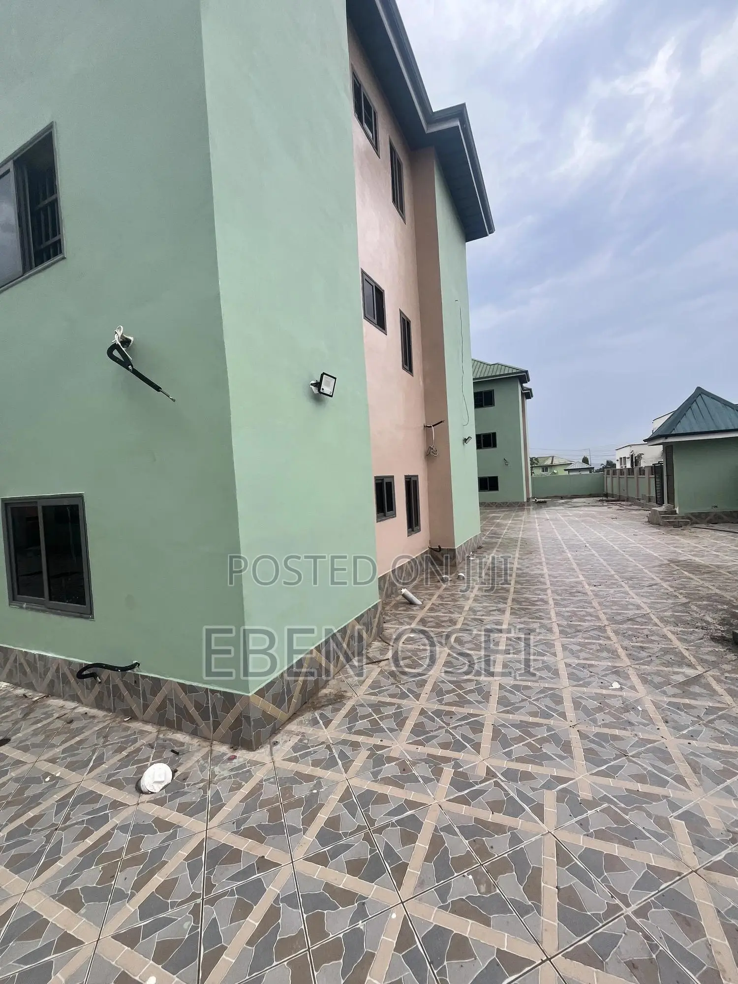 2bdrm Apartment in Dansoman for rent