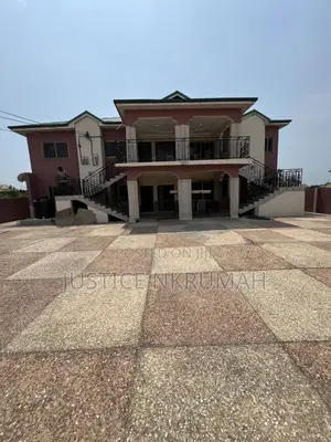 3bdrm Apartment in Mr Justice Estate, Tetegu for rent