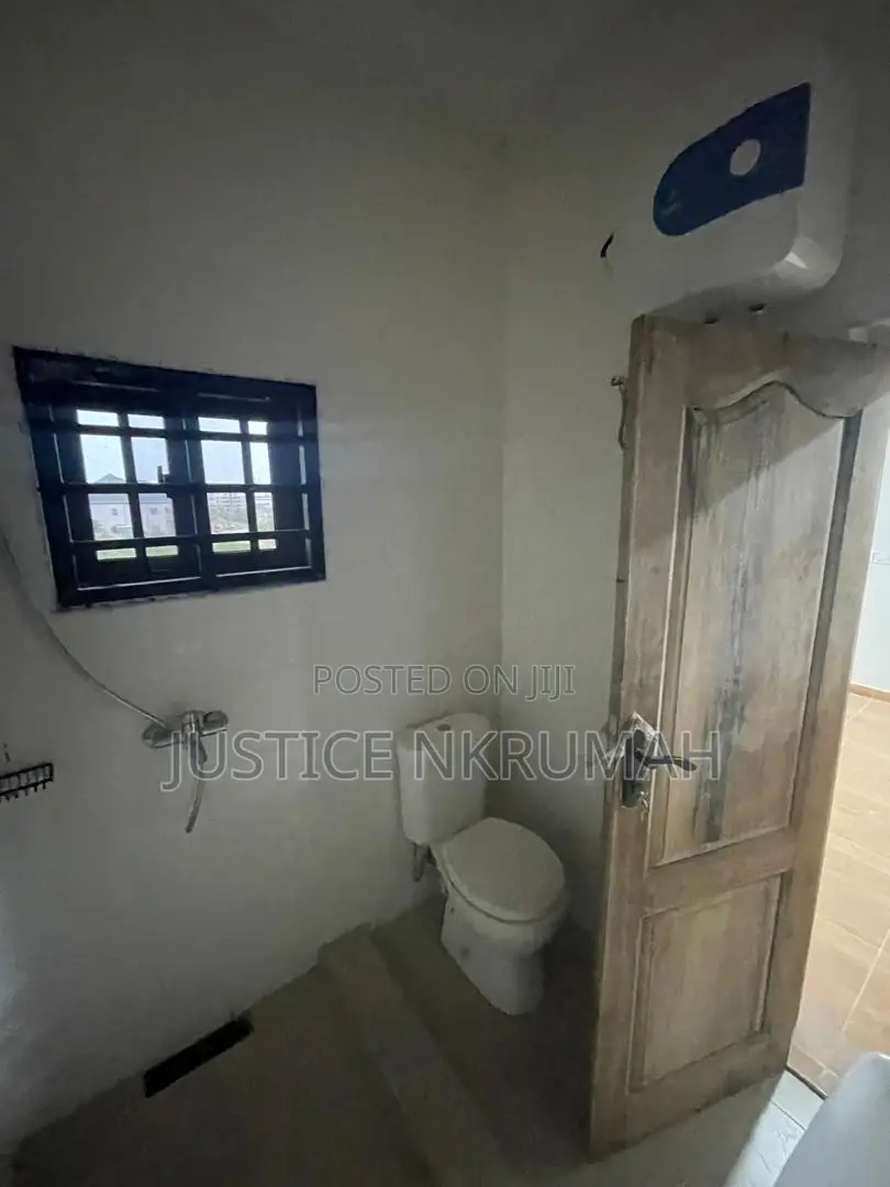 2bdrm Apartment in Mr Justice Estate, West Hills Mall Area for rent