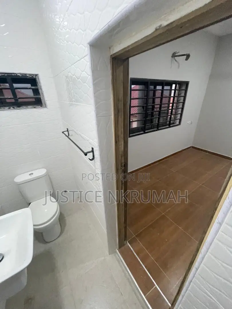 2bdrm Apartment in Mr Justice Estate, West Hills Mall Area for rent
