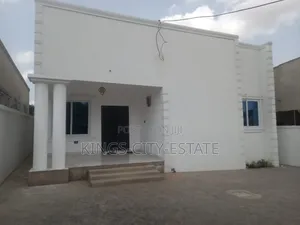 3bdrm House in Kwabenya Acp for sale
