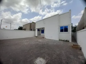 3bdrm House in Kwabenya Acp for sale