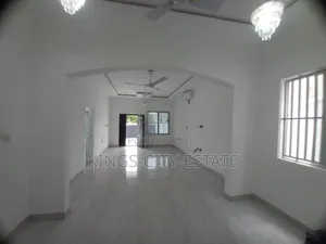 3bdrm House in Kwabenya Acp for sale
