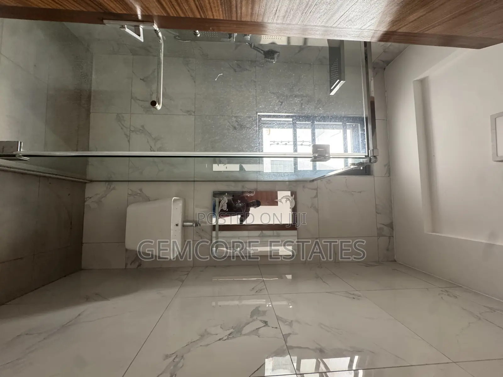 4bdrm House in East Legon for rent
