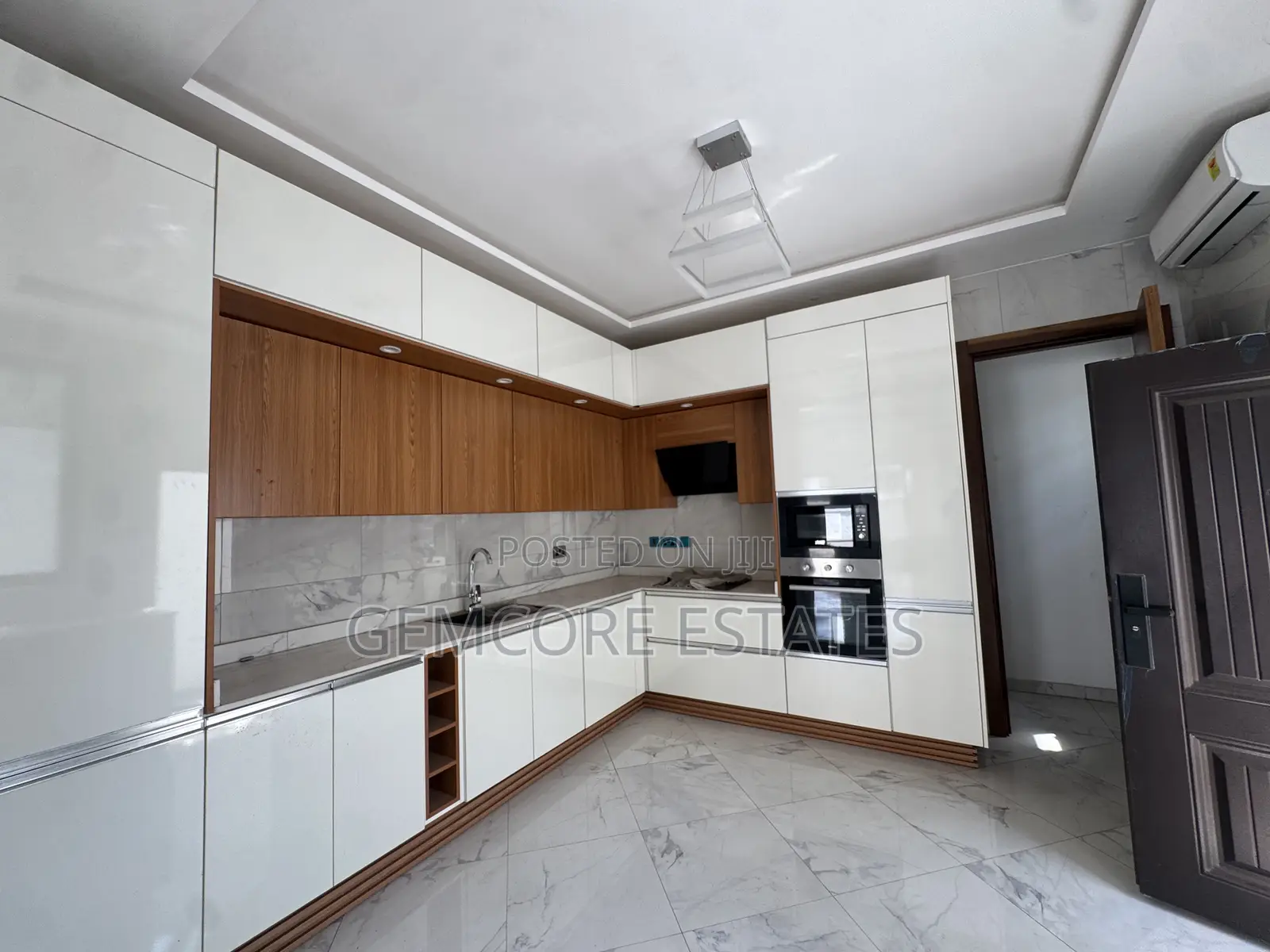 4bdrm House in East Legon for rent