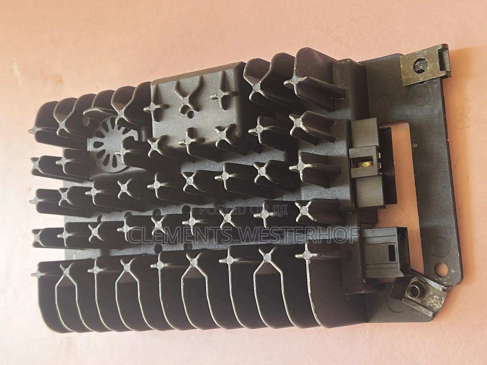 Mercedes-Benz Audio Amplifier Module
