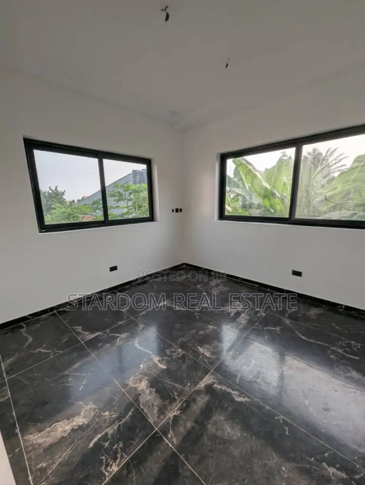4bdrm Duplex in Tantra Hills for sale