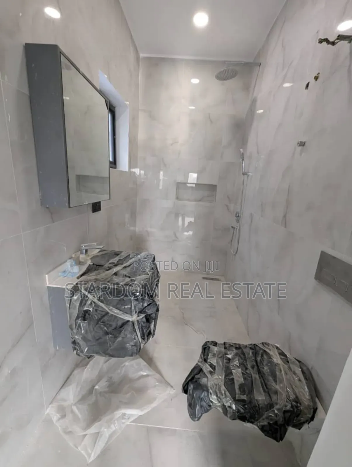 4bdrm Duplex in Tantra Hills for sale