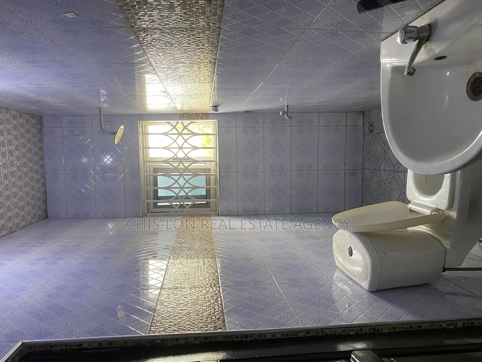 1bdrm Room & Parlour in Kasoa Obom Road, Adam Nana for rent