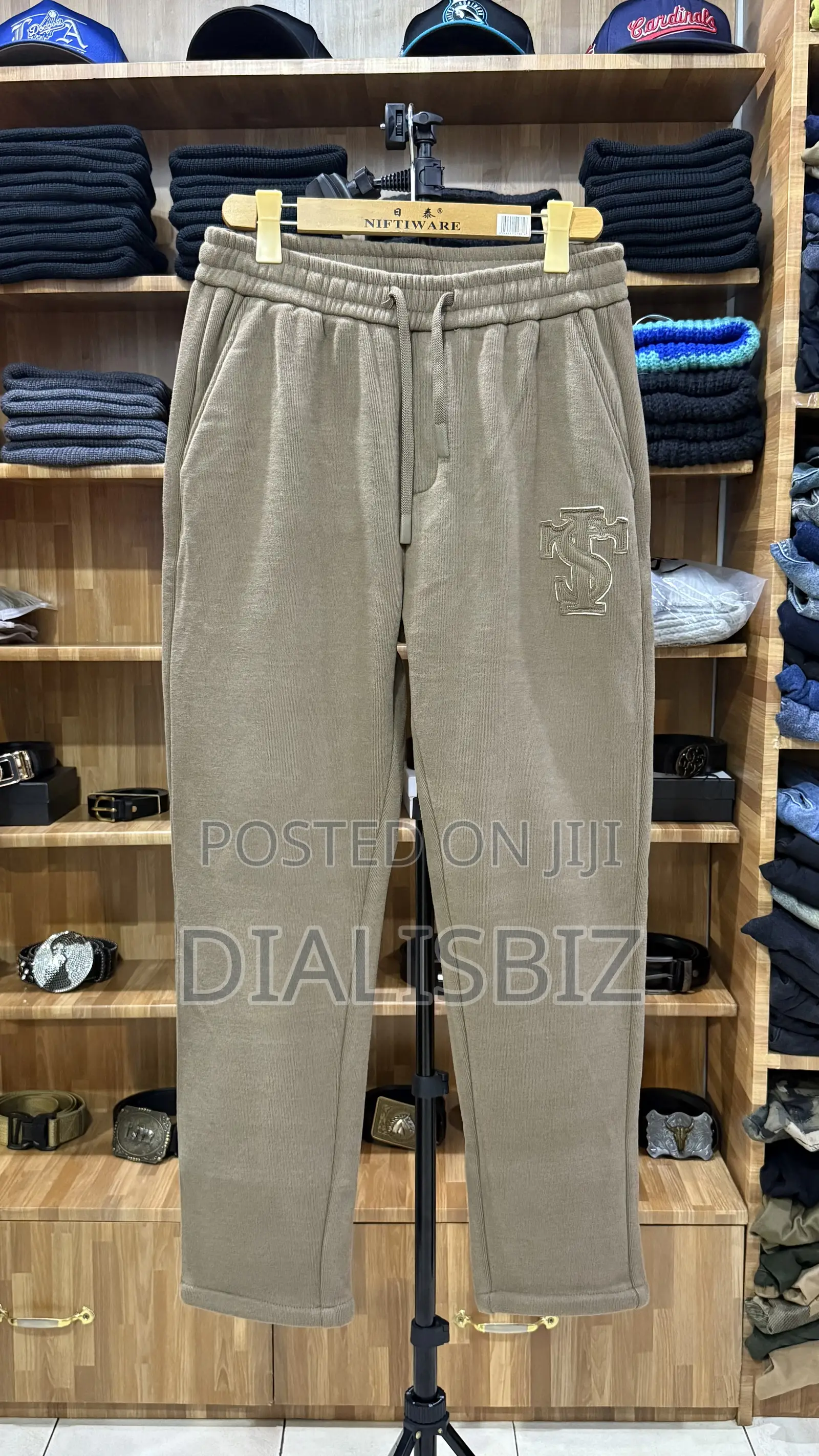 Baggy Pants