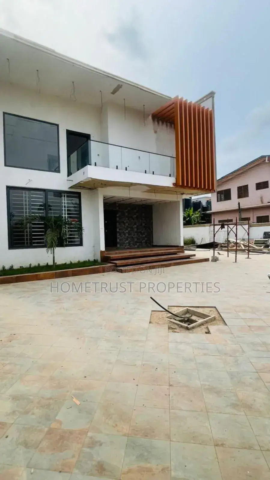 4bdrm Duplex in Hometrust Properties, Achimota for sale