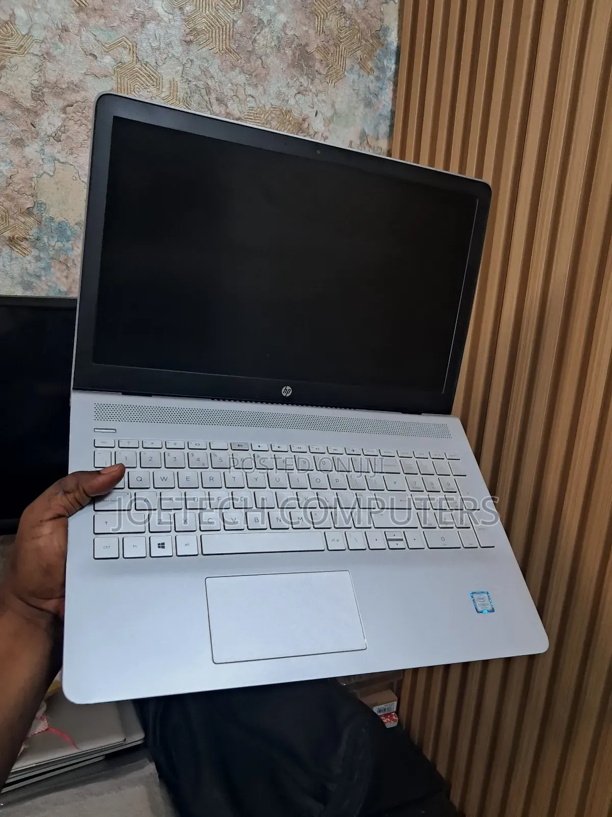 Laptop HP Pavilion 15 8GB Intel Core I3 HDD 1T