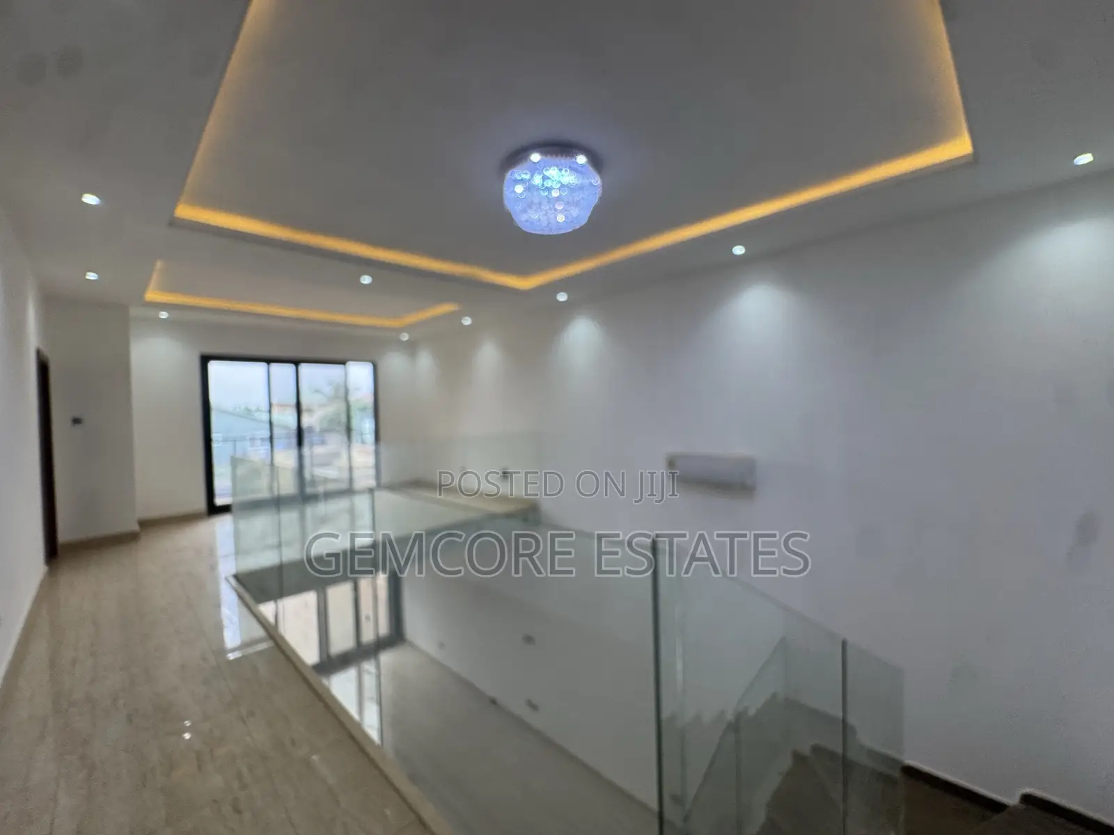 4bdrm House in New Nation, Lake Side Estate for sale