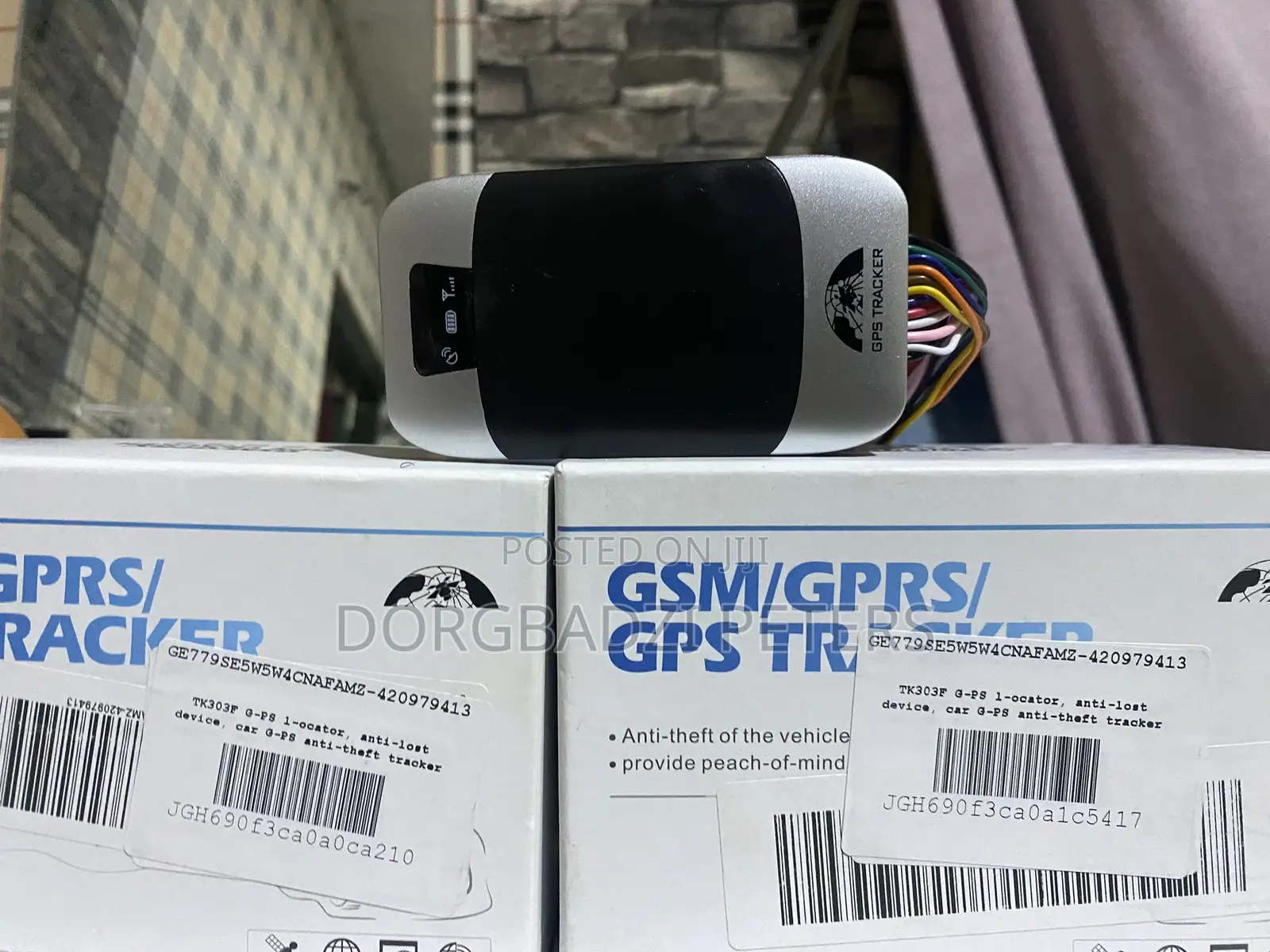 Tracker for Vehicles and Motorcycles