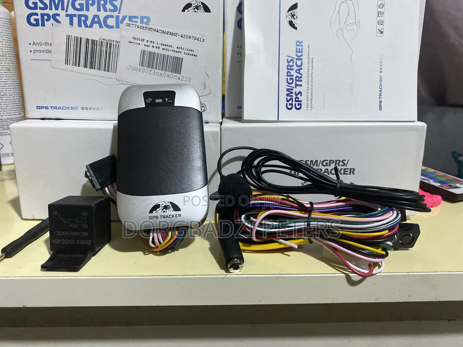 Tracker for Vehicles and Motorcycles