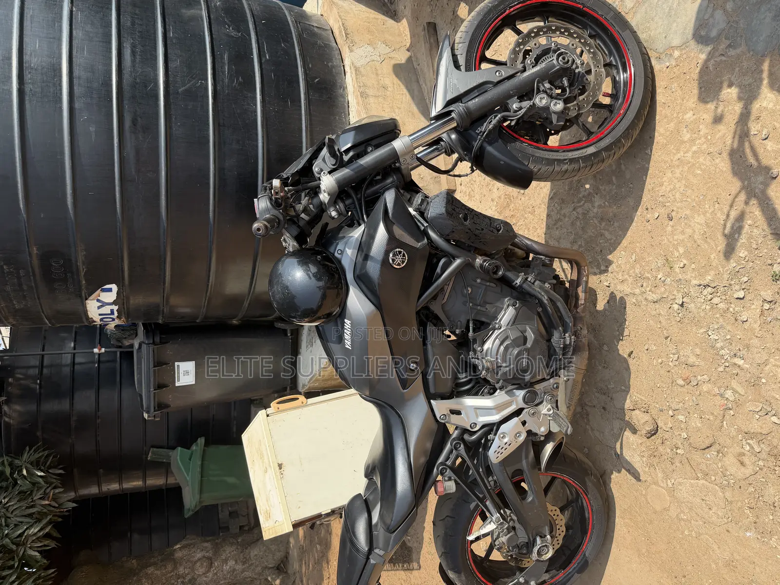 Yamaha 2020 Black