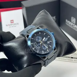Naviforce Men’S Leather Chronograph Watch