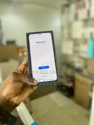 New Samsung Galaxy S22+ 5G 128 GB Black
