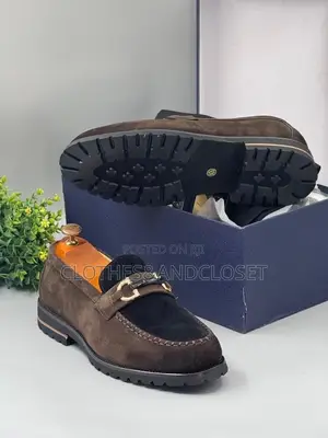 Quality Suede Buckle Loafers