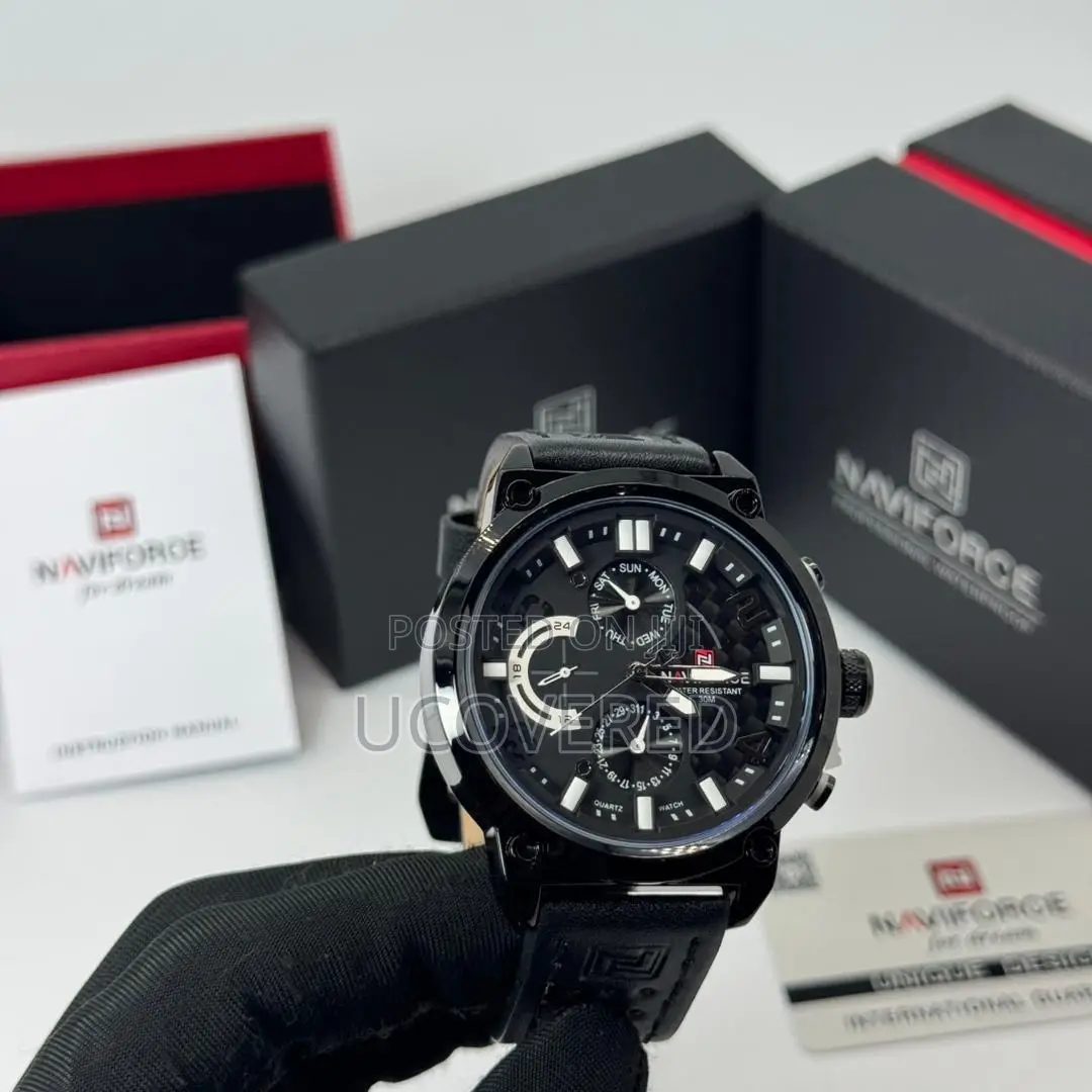 Naviforce Leather Analog Watch