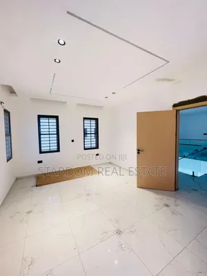 3bdrm Duplex in East Legon Hills for sale