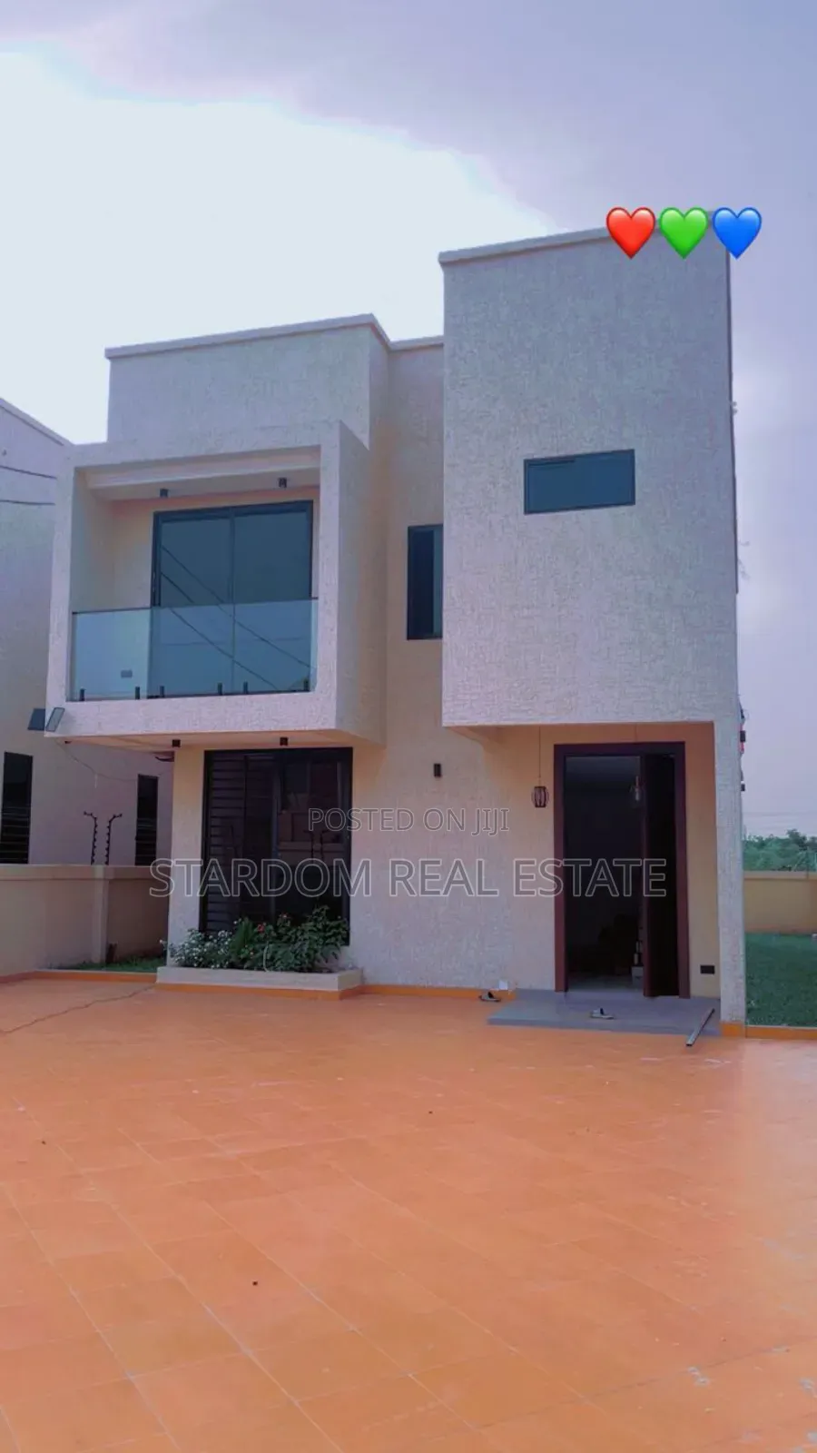 3bdrm Duplex in East Legon Hills for sale