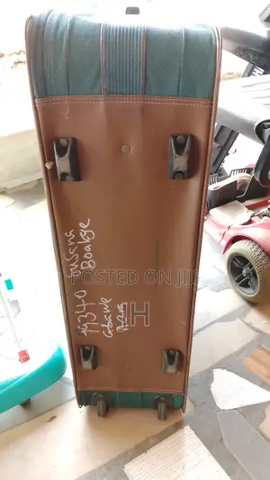 Uk Used Traveling Bag