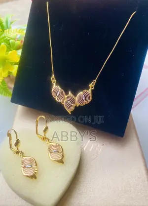 Elegant 3 Piece Jewelry Set