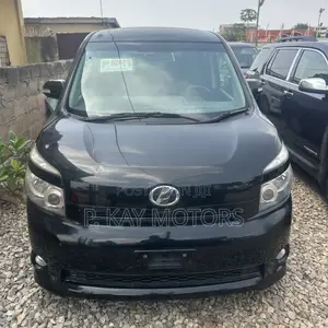 Toyota Voxy 2011 Black