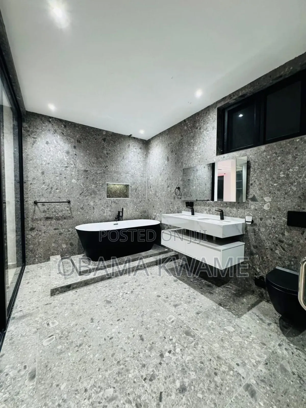 4bdrm Penthouse in Laryea Homes, Ashaley Botwe for sale