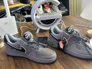 Original Nike Sneakers