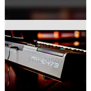 Yamaha PSR E473