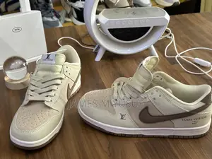 Original Louis Vuitton Nike Sneakers