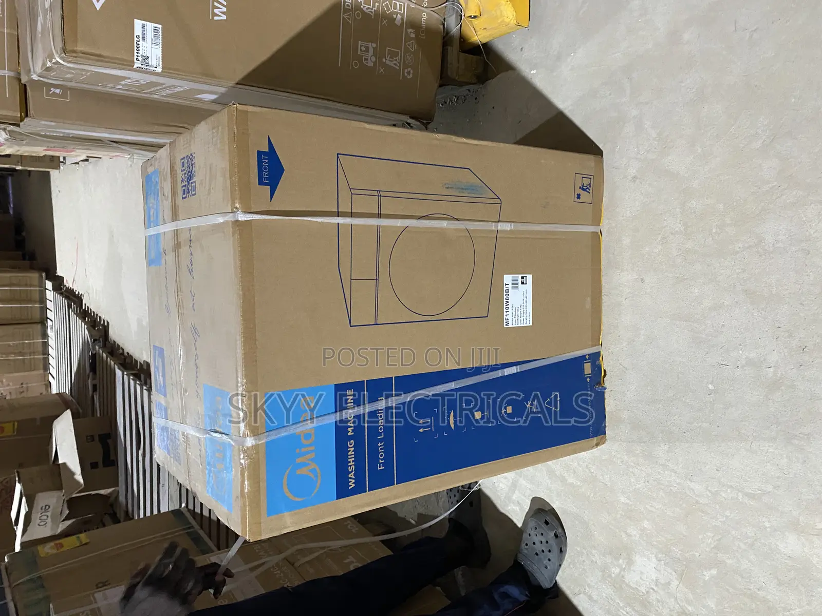 Midea Front Load Washing Machine 12kg [Mf200w120wb/T]