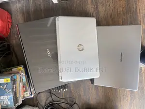 Laptop Apple MacBook Pro 4GB Intel Core i5 SSD 512GB