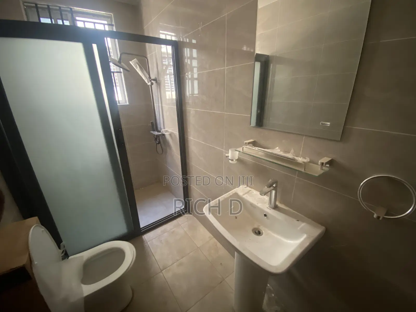 3bdrm Apartment in Community 25 for rent