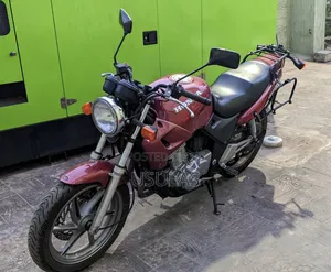 Honda CB 2003 Red