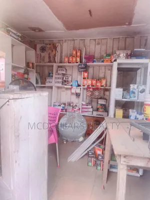Container for Sale 20,000 Cedis, Container Will Be on Land