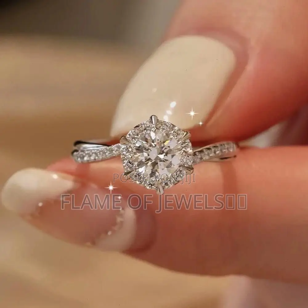 Curled Silver Cherish Ring for Promise