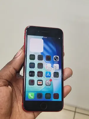 Apple iPhone SE (2020) 64 GB Red