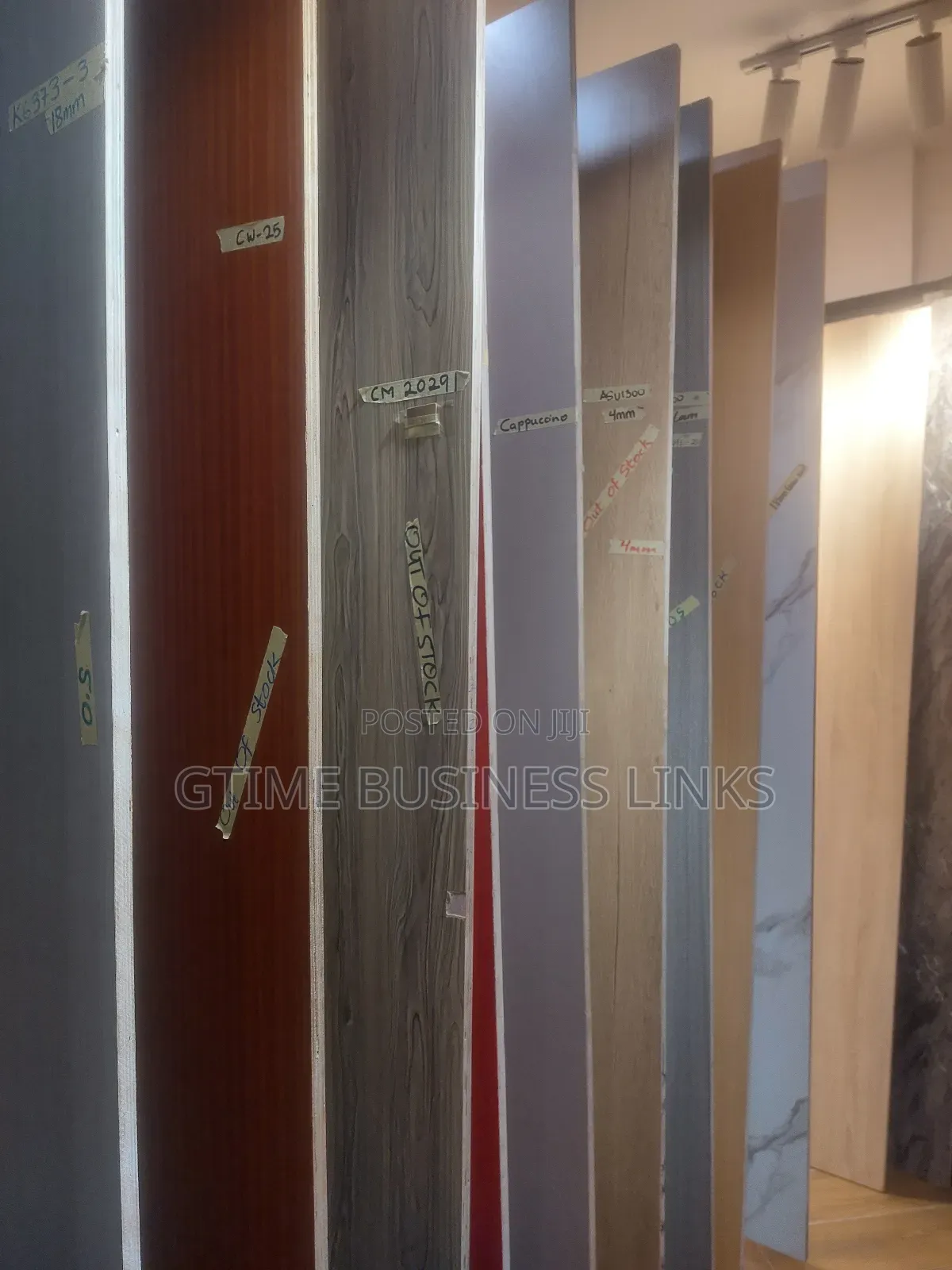 Laminated Plywood (Semi-Gloss)