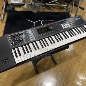 Roland Juno Ds + Free Dust Cover