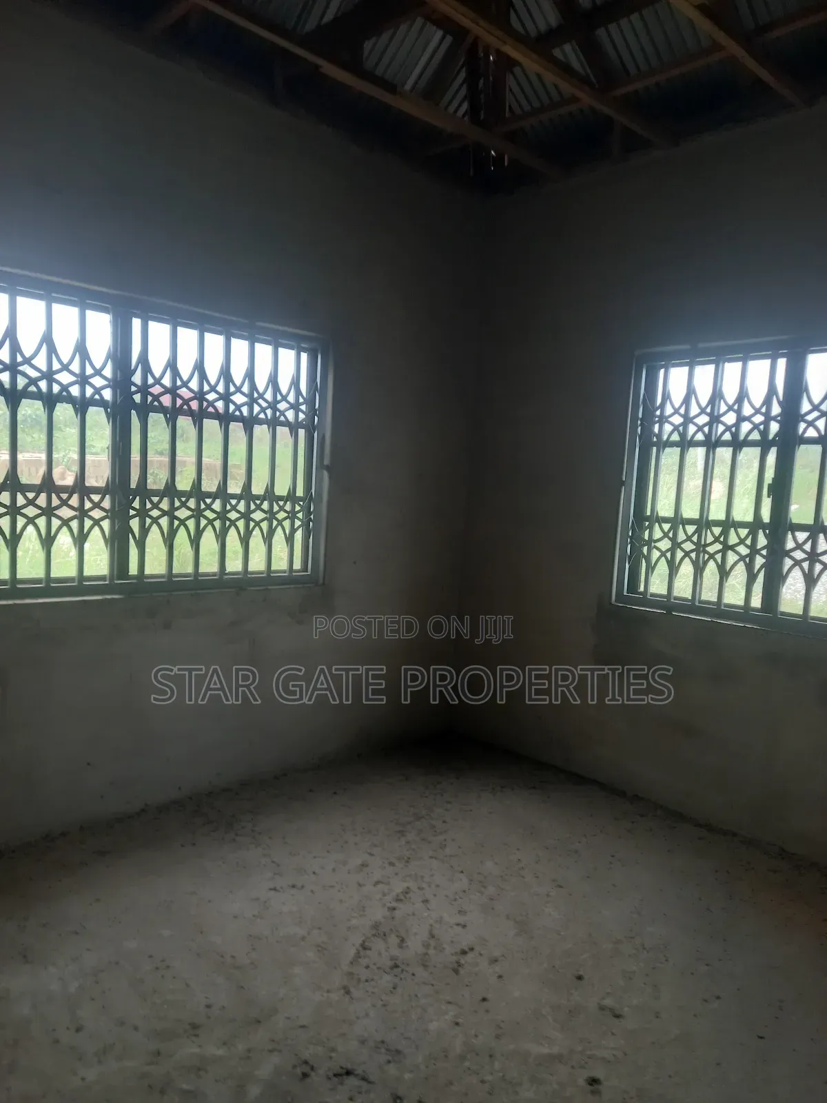 7bdrm House in Mampongteng New Site, Kwabre for sale