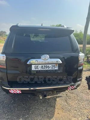 Toyota 4-Runner 2019 Black