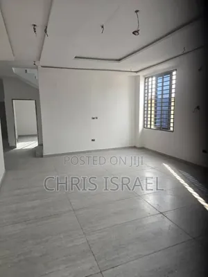 4bdrm Mansion in Sakumono for sale