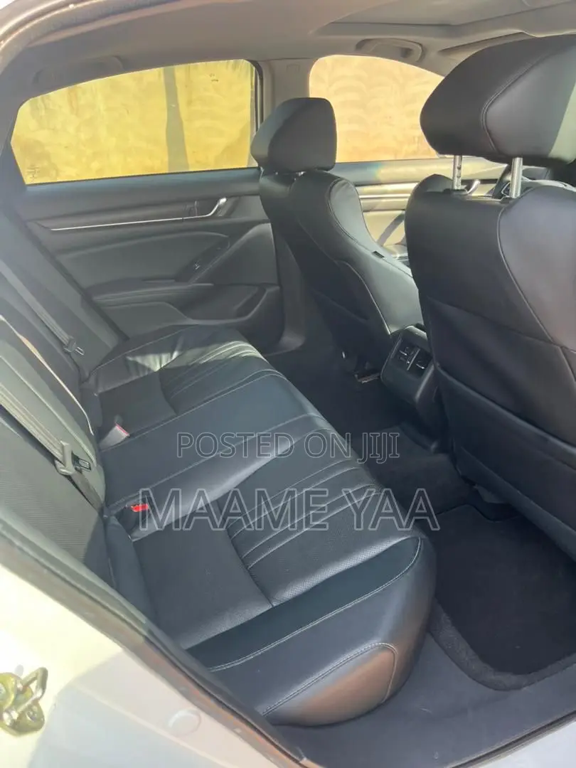 Honda Accord Touring 2018 White
